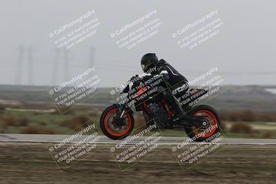 media/Nov-29-2025-TrackDaz (Sat) [[10ae2d9bce]]/A Group/Session 4 (Wheelie Bump)/